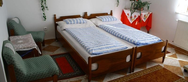 21482DED32DAEFAD3C09100178956175