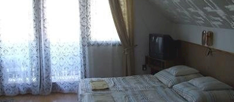 39FC79FEB2F5A7F2B6617F62D95BB599