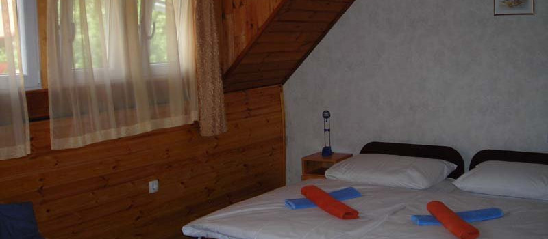 Doppelzimmer / szoba / double room / dvoulůžkové pokoj