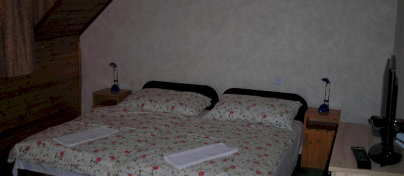 Doppelzimmer / szoba / double room / dvoulůžkové pokoj 