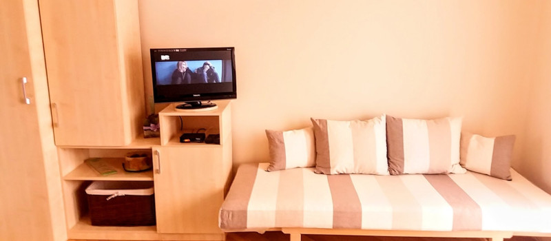 fe8ecb8eb60ccc45066e0602264a7d4e