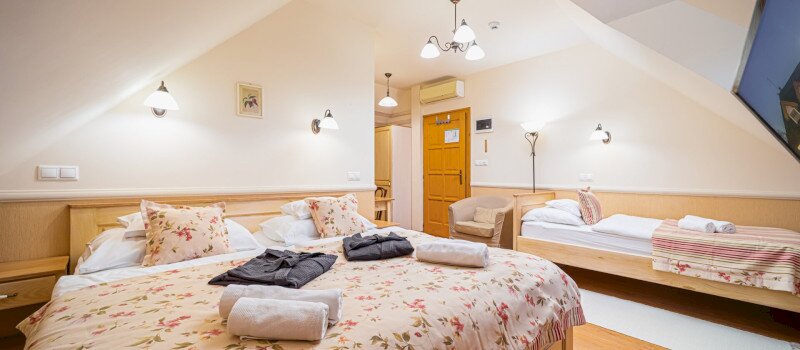 rigotanya_room_14_01