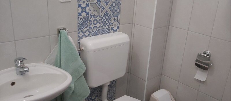 Zuhanyzó / Sprcha / Shower / Dusche 