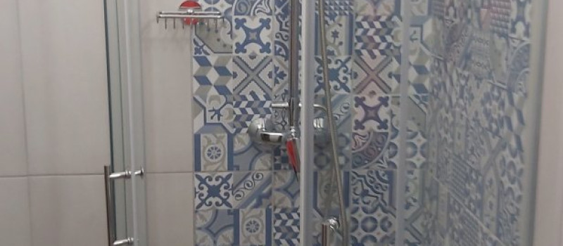 Zuhanyzó / Sprcha / Shower / Dusche