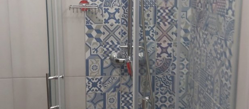 Zuhanyzó / Sprcha / Shower / Dusche 